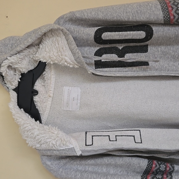 Mid 2k Aeropostale zip front hoodie - Picture 5 of 7